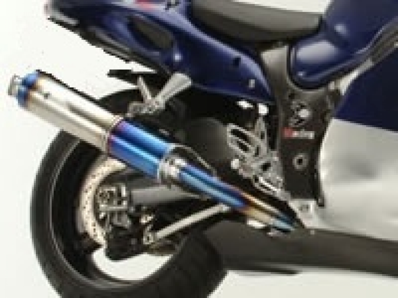 【人気特販】GSX1300R ハヤブサ　隼　K-FACTORYチタンマフラー　99-07 パーツ